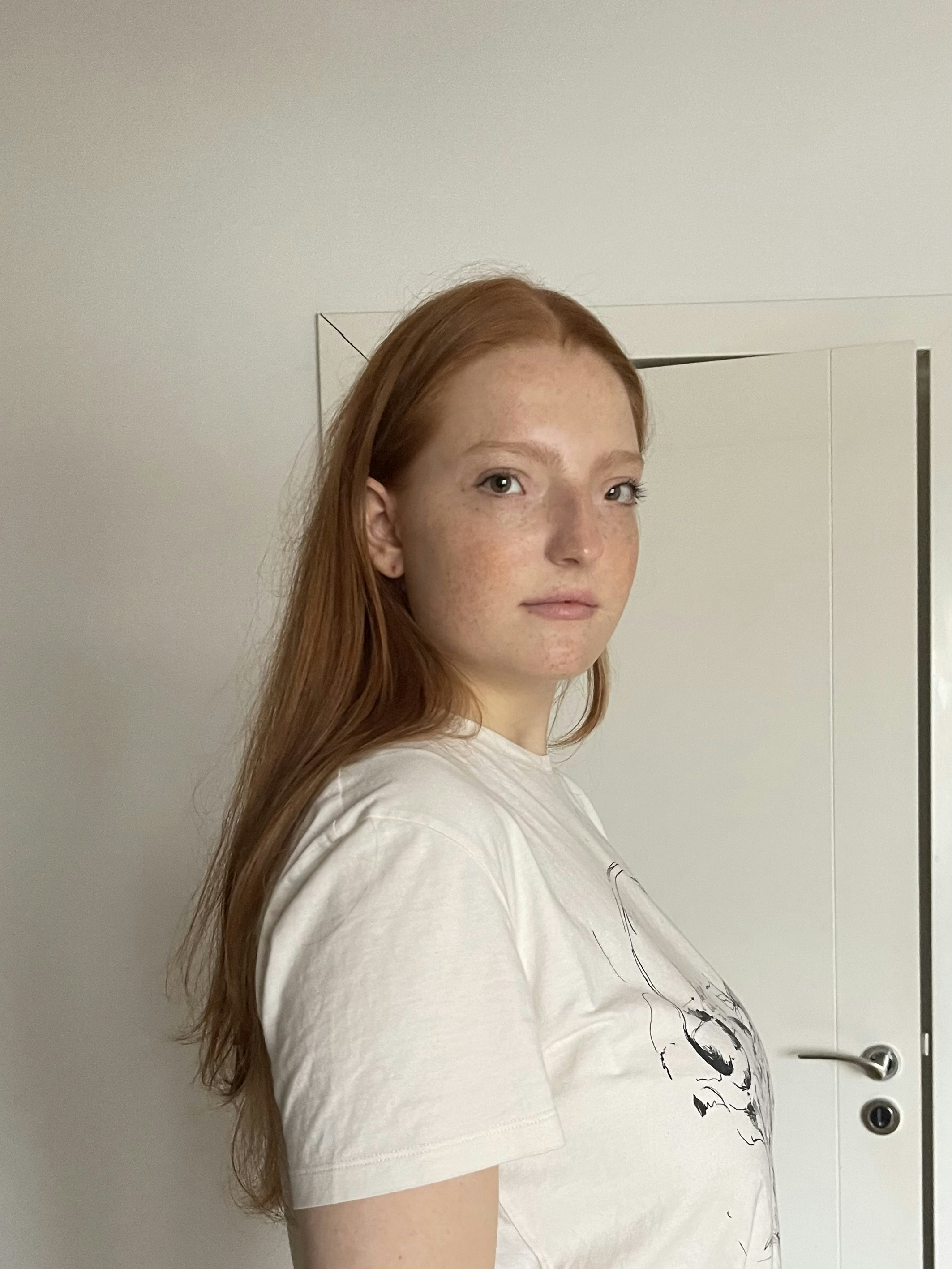 An image of Charlize Zelenova